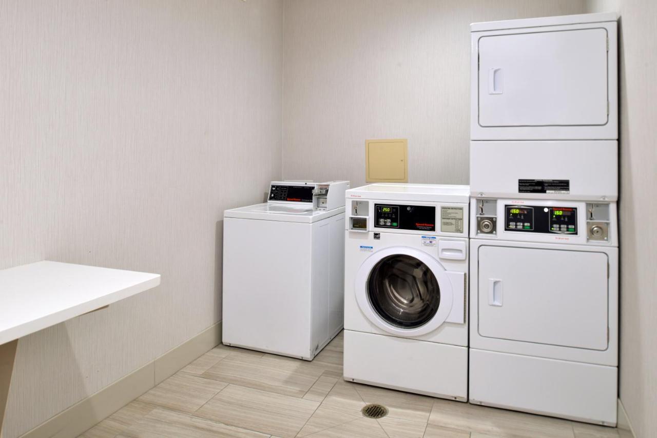 Holiday Inn Express Lodi By Ihg Zewnętrze zdjęcie