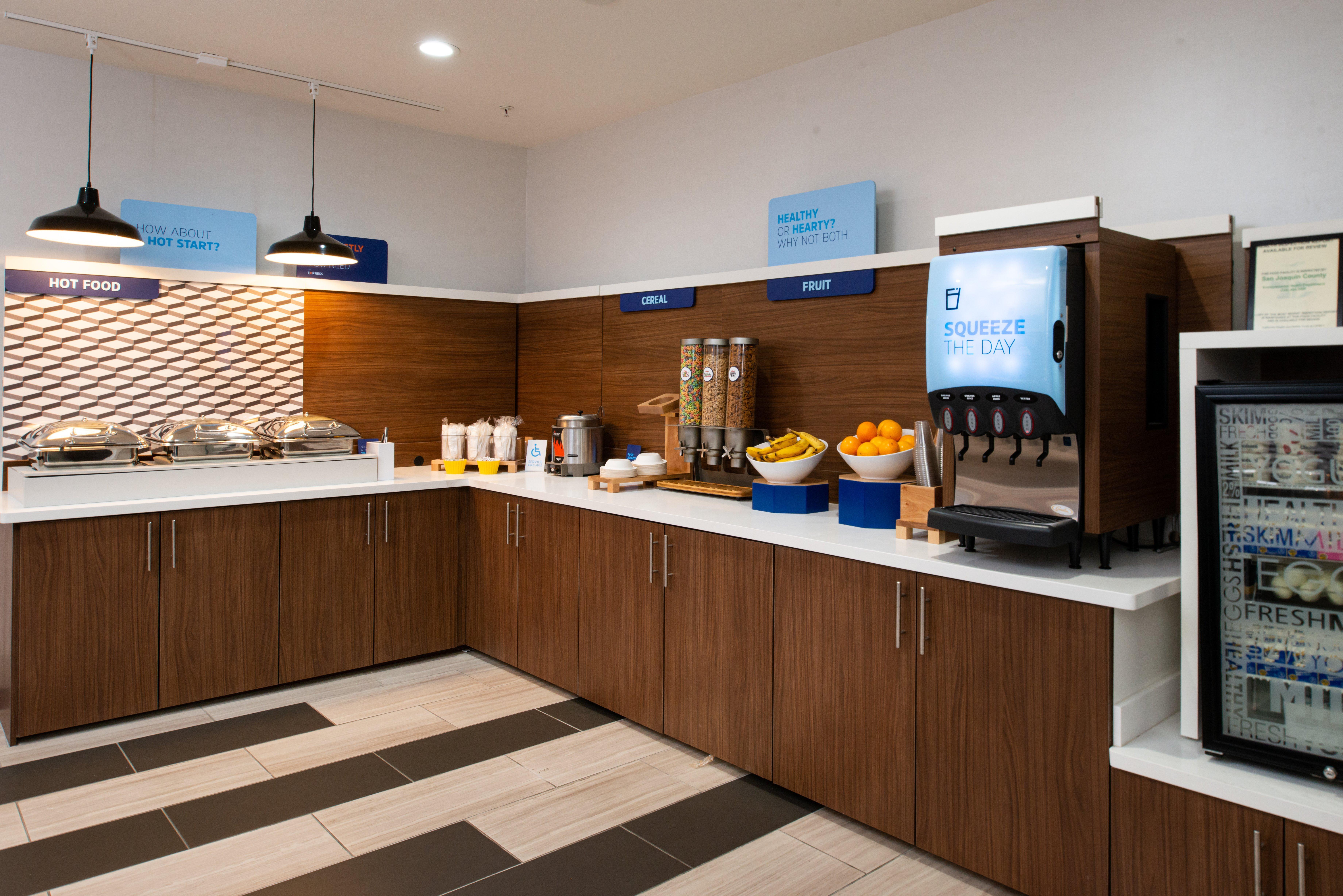 Holiday Inn Express Lodi By Ihg Zewnętrze zdjęcie