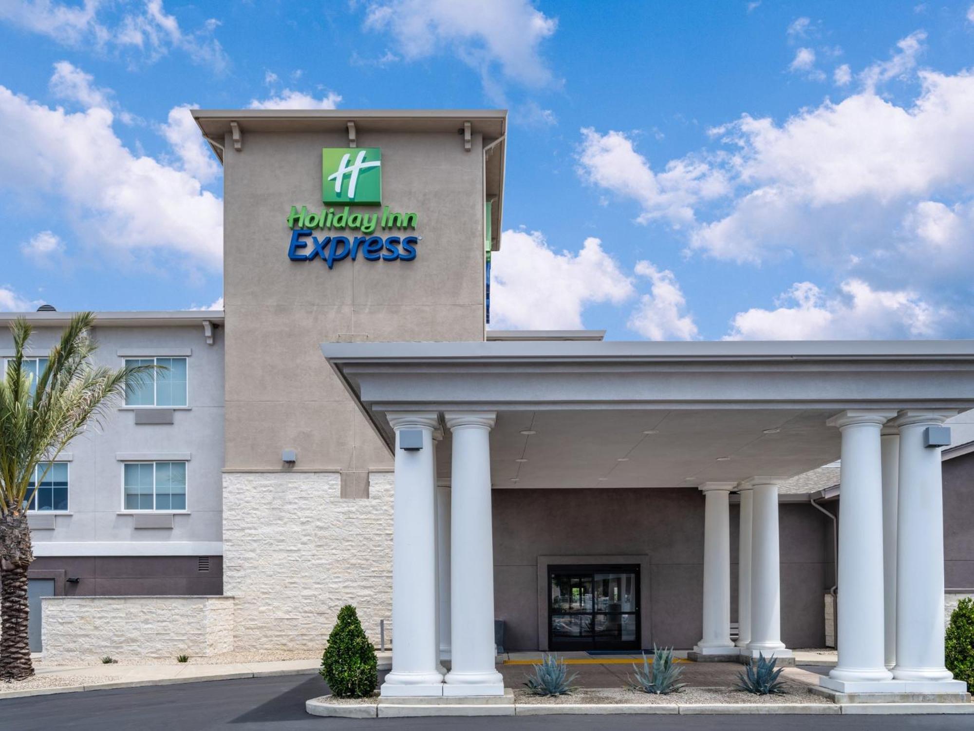 Holiday Inn Express Lodi By Ihg Zewnętrze zdjęcie
